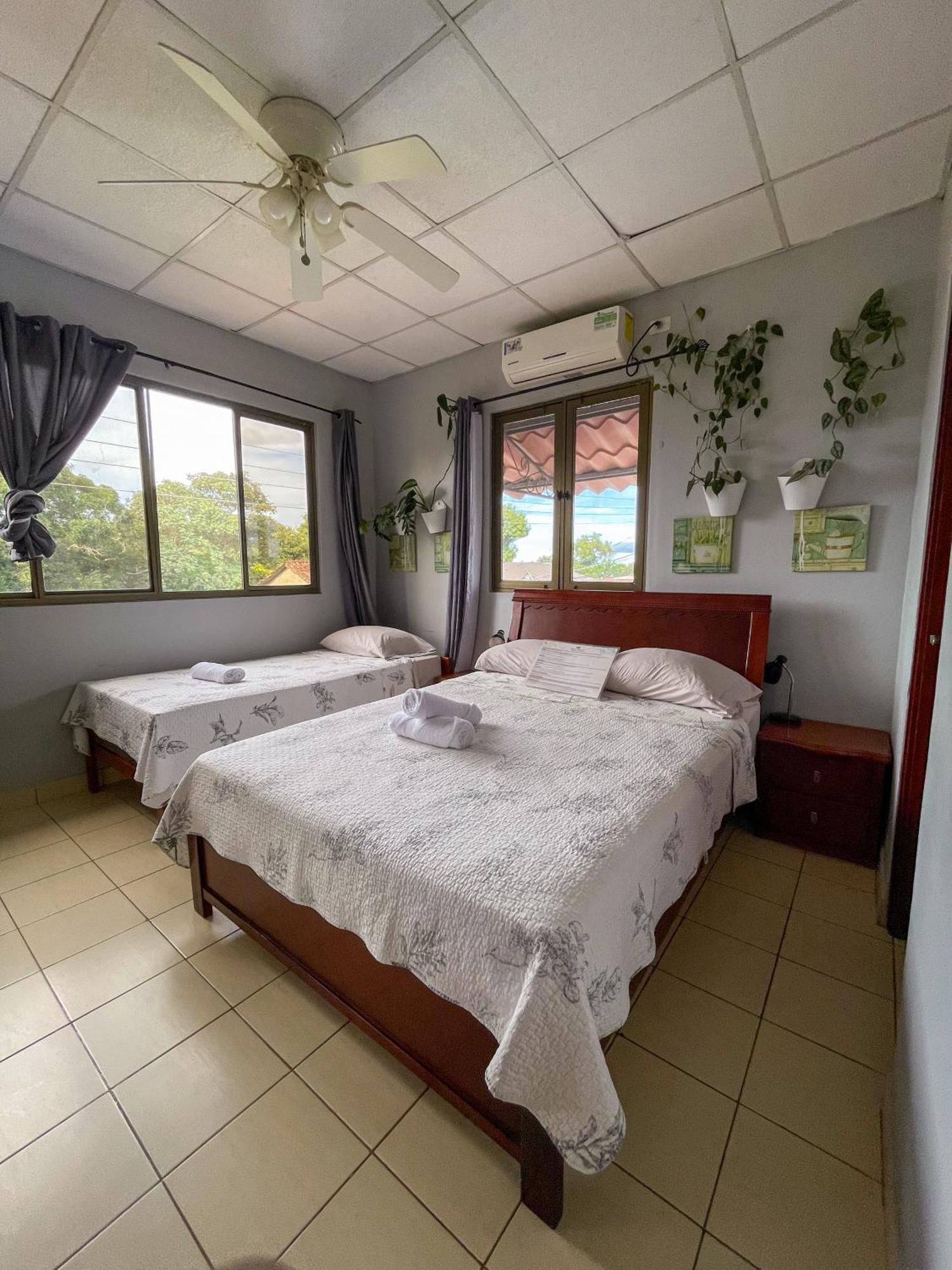 Hostel Kimmell / Hostal Familiar La Casita De Los Kimmell Las Tablas Eksteriør billede