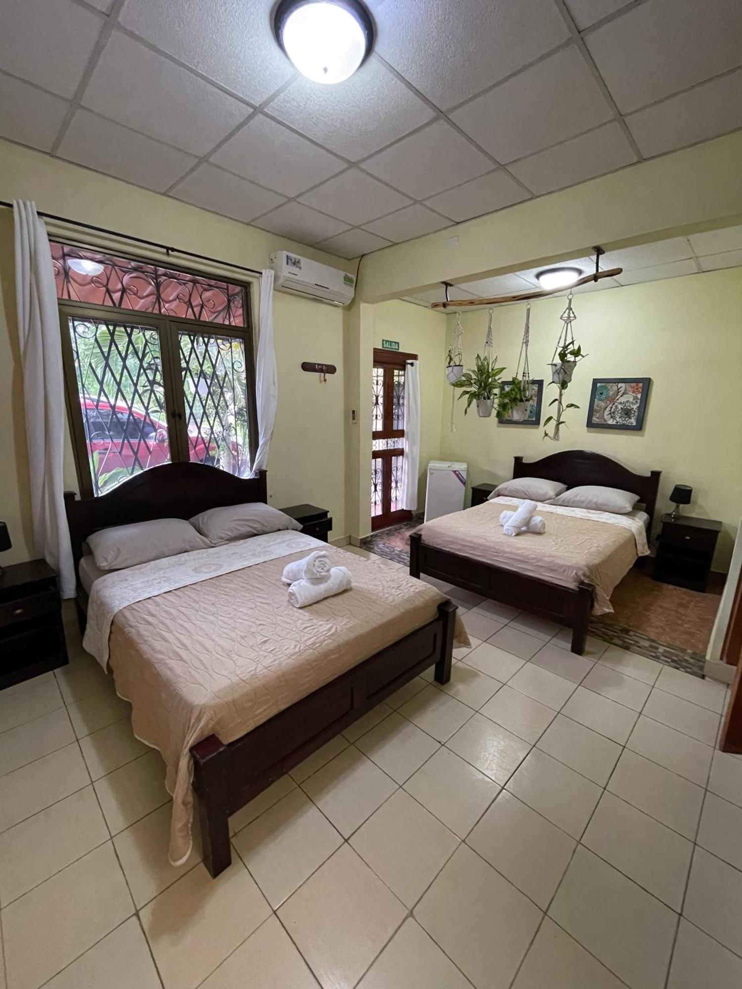 Hostel Kimmell / Hostal Familiar La Casita De Los Kimmell Las Tablas Eksteriør billede